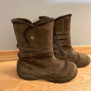 BRAND NEW Columbia Snow Boots